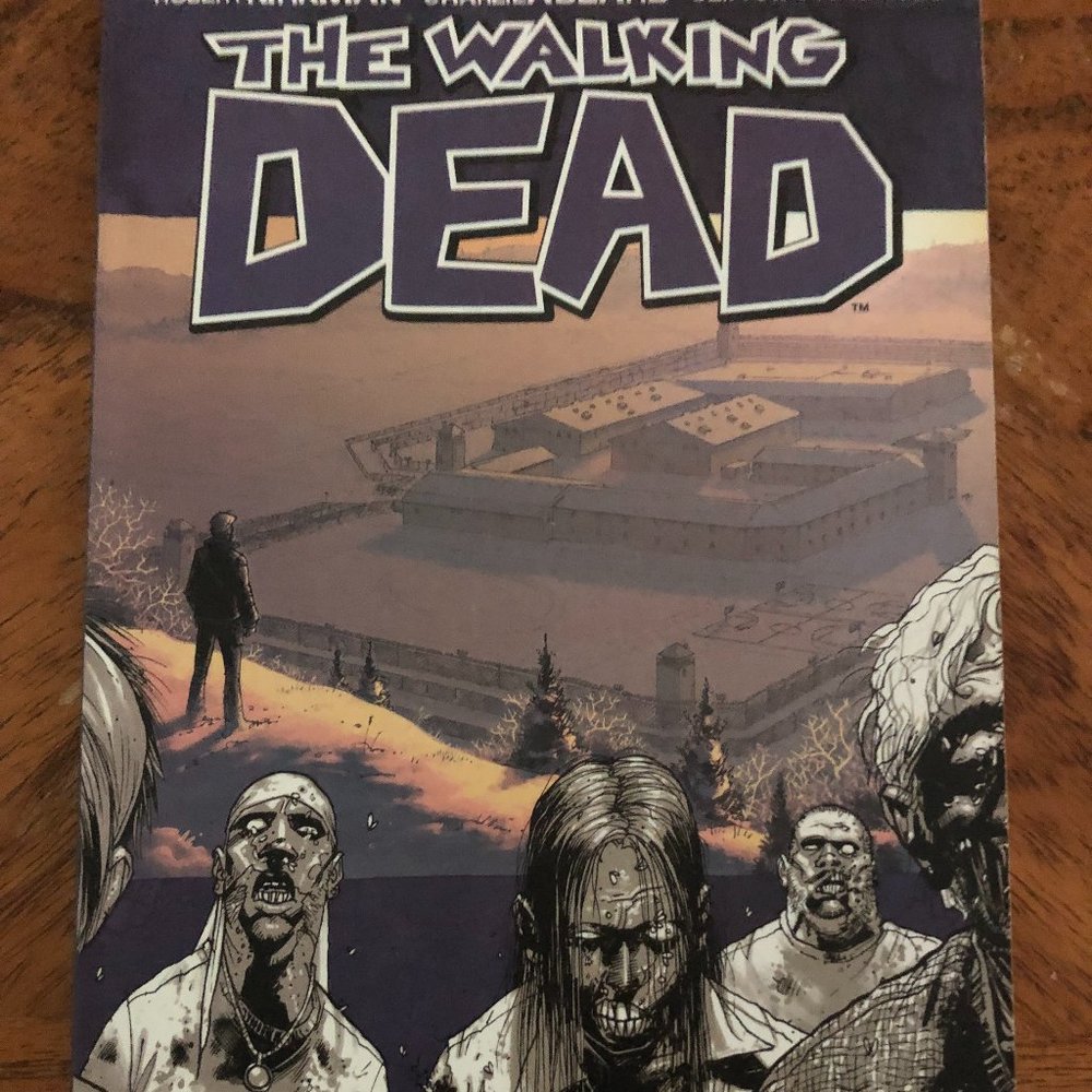 The Walking Dead - Graphic Book Series - Volume #3 Safety Behind Bars - New!